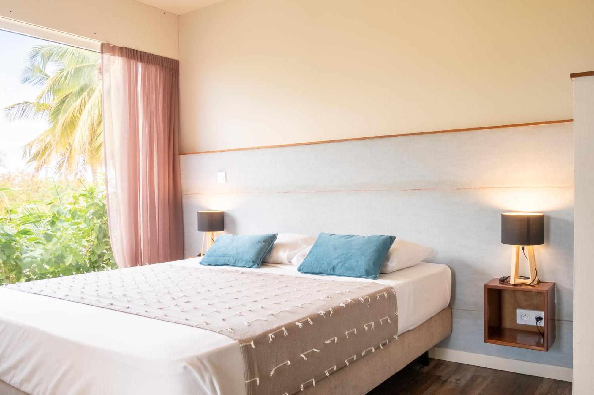 Hotel Iloma Sainte-Luce Buitenkant foto